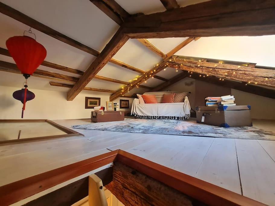 Ca 3 Leoni - Romantic House In The Heart Of Венеция Экстерьер фото