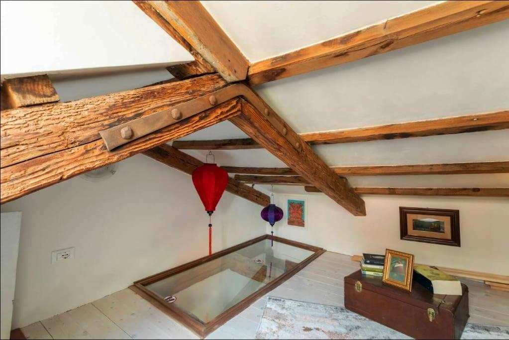 Ca 3 Leoni - Romantic House In The Heart Of Венеция Экстерьер фото
